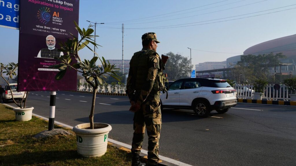 Foule à l'Ouverture du sommet de l’IA en Inde