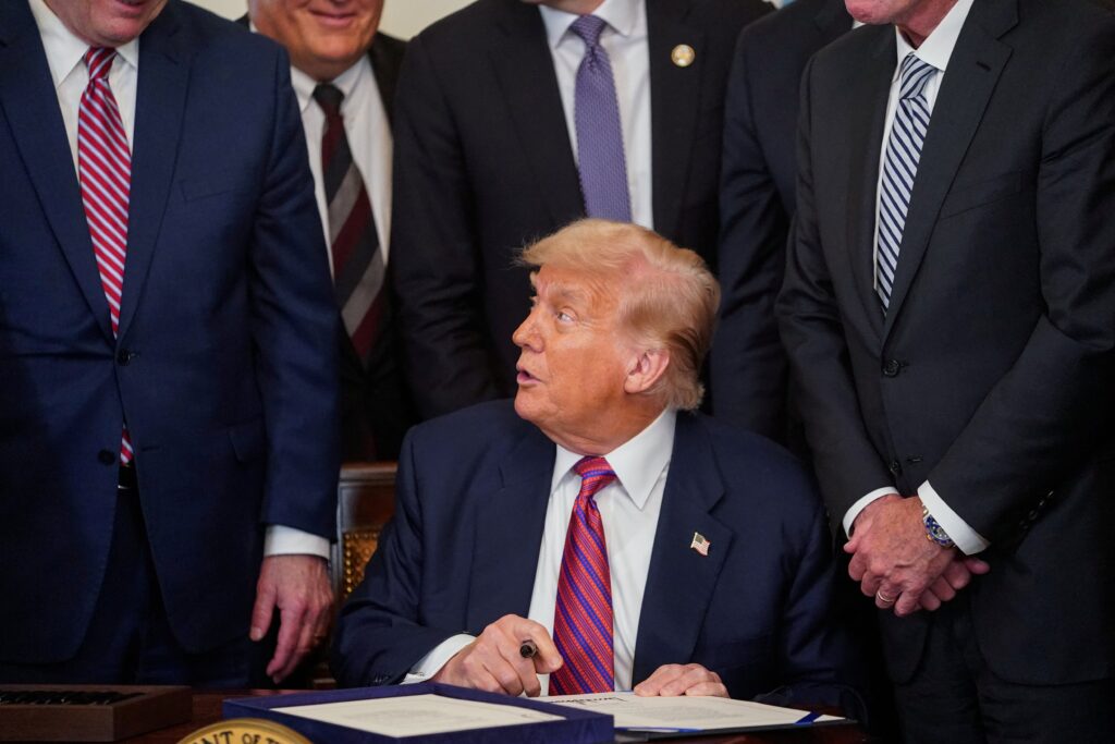 Analyse graphique montrant la Résilience du marché crypto face aux attaques