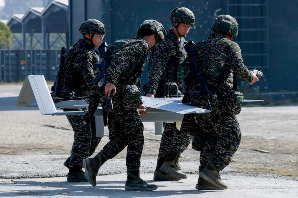 Exercices de préparation opérationnelle financés par le nouveau budget défense Taïwan.