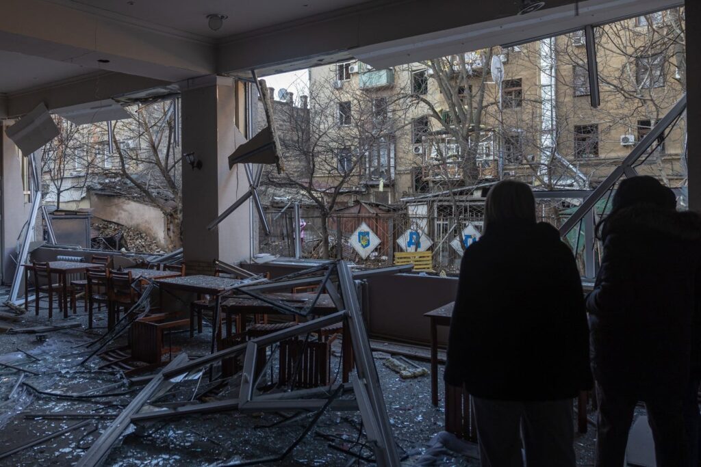 Russie reprend attaques contre une ville ukrainienne en plein hiver