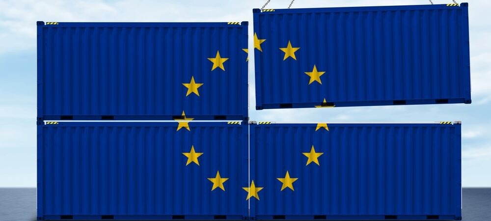 Signature officielle des Accords Suisse-UE entre Guy Parmelin et Ursula von der Leyen à Bruxelles.