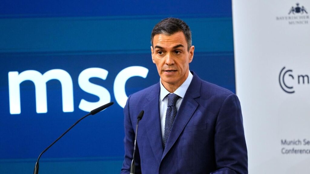 Pedro Sánchez expliquant pourquoi l'Iran fait l'éloge de l'Espagne