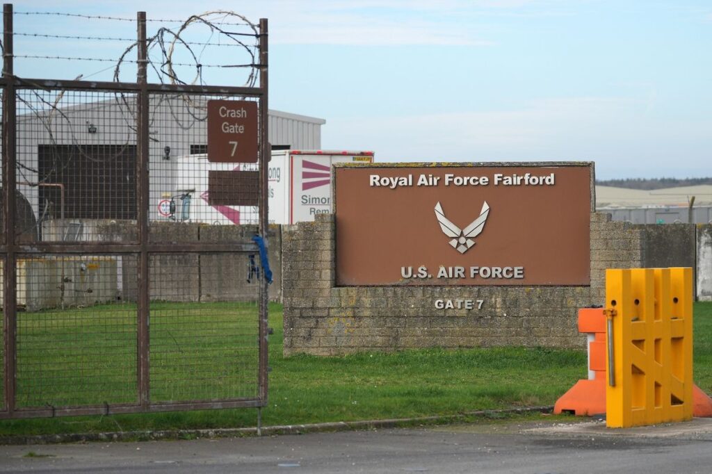 Déploiement stratégique des Bombardiers B-1 à la base de la RAF Fairford en 2026.