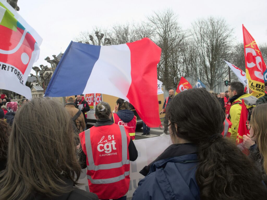 Rassemblement citoyen suite au drame Lyhanna