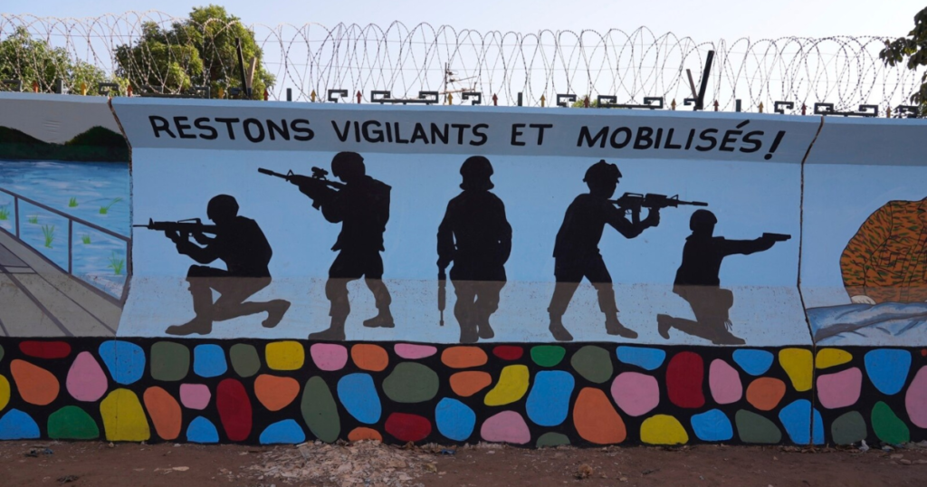 La Crise Croissante au Burkina Faso : Plus de 50 Morts dans une Attaque Militante Burkina Faso Plus de 50 Morts dans une Attaque Militante