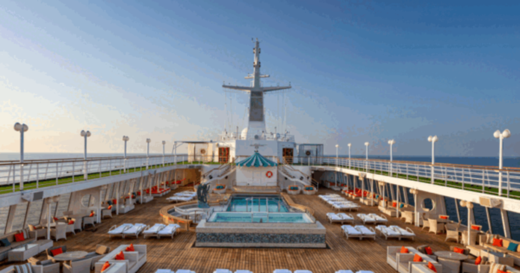 Crystal Symphony Entame sa Croisière Inaugurale Après une Remise à Neuf Approfondie