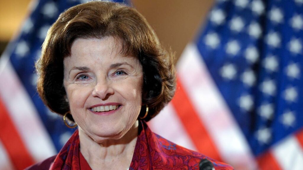 Les Sénateurs Saluent la Feu Sénatrice Dianne Feinstein dans l’Unité