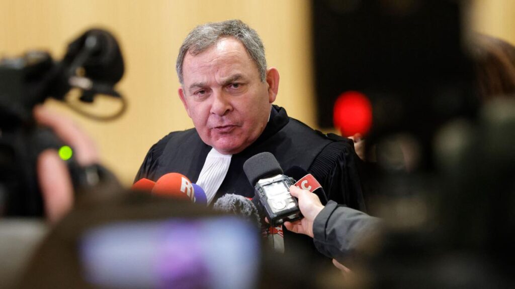 Cour des Mineurs condamne adolescents dans l’affaire décapitation enseignant