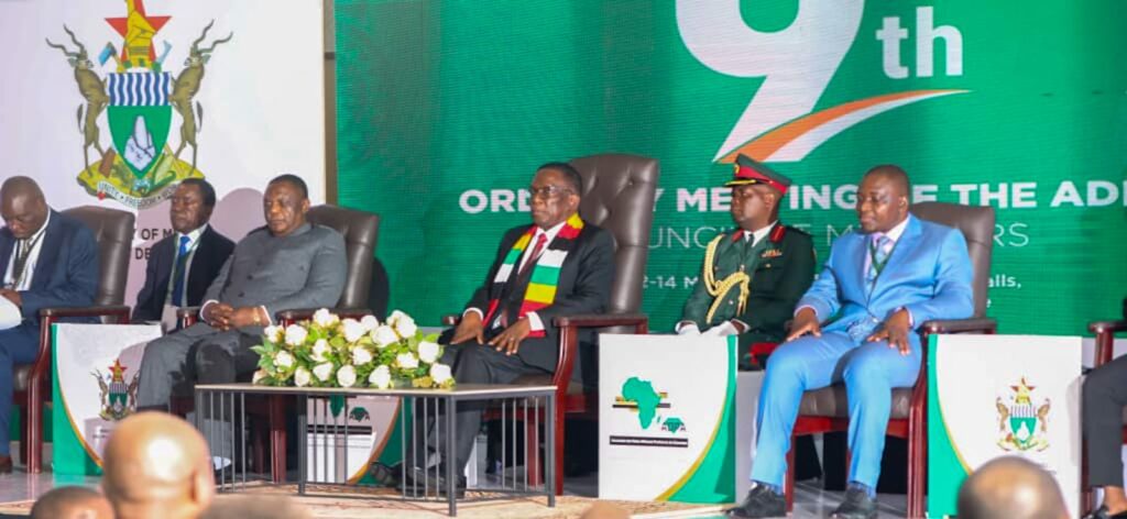 Émancipation Diamantaire : L’Appel Puissant du Président Zimbabwéen Émancipation diamantaire: Le président zimbabwéen Emmerson Mnangagwa a lancé aujourd’hui un appel fort aux pays du G7 pour qu'ils respectent la gestion autonome de l'Afrique de son secteur diamantaire.