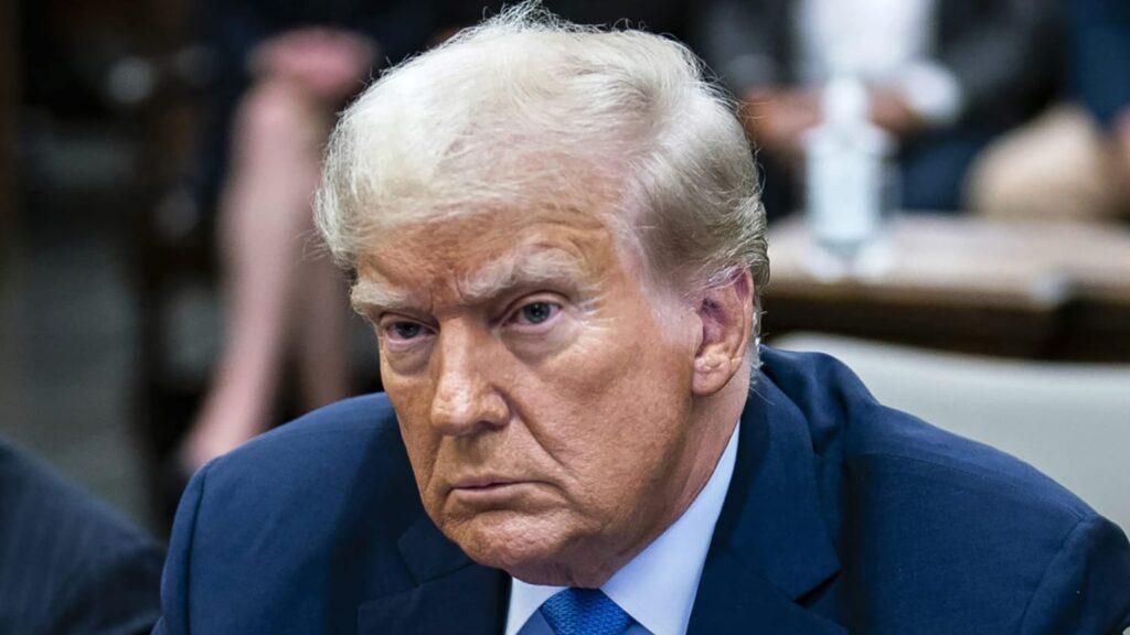 L'annonce de Donald Trump concernant les tarifs douaniers sur les voitures fabriquées au Mexique et vendues aux États-Unis