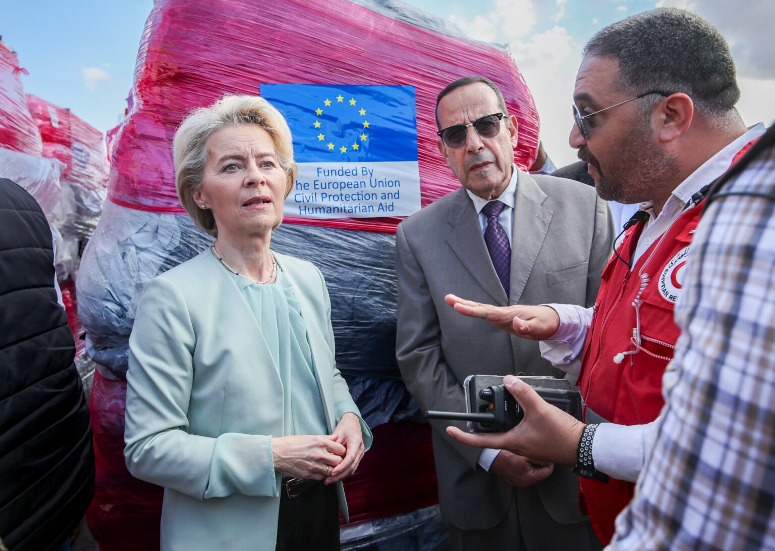 Un accord historique entre l’Union européenne et l’Égypte prévenir l’instabilité économique Un accord historique entre l'Union européenne et l'Égypte prévenir l'instabilité économique - Madame Van der Leyen en Égypte - ©Commission européenne
