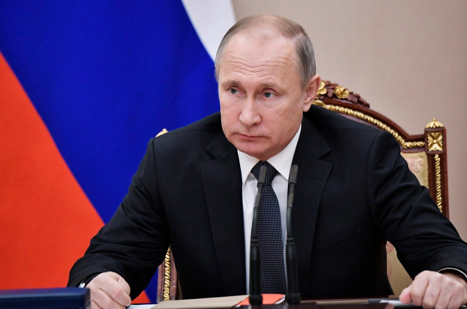 Le président du Conseil européen, Charles Michel, a applaudi le président russe Vladimir Poutine pour sa victoire prévue dans les élections en cours en Russie