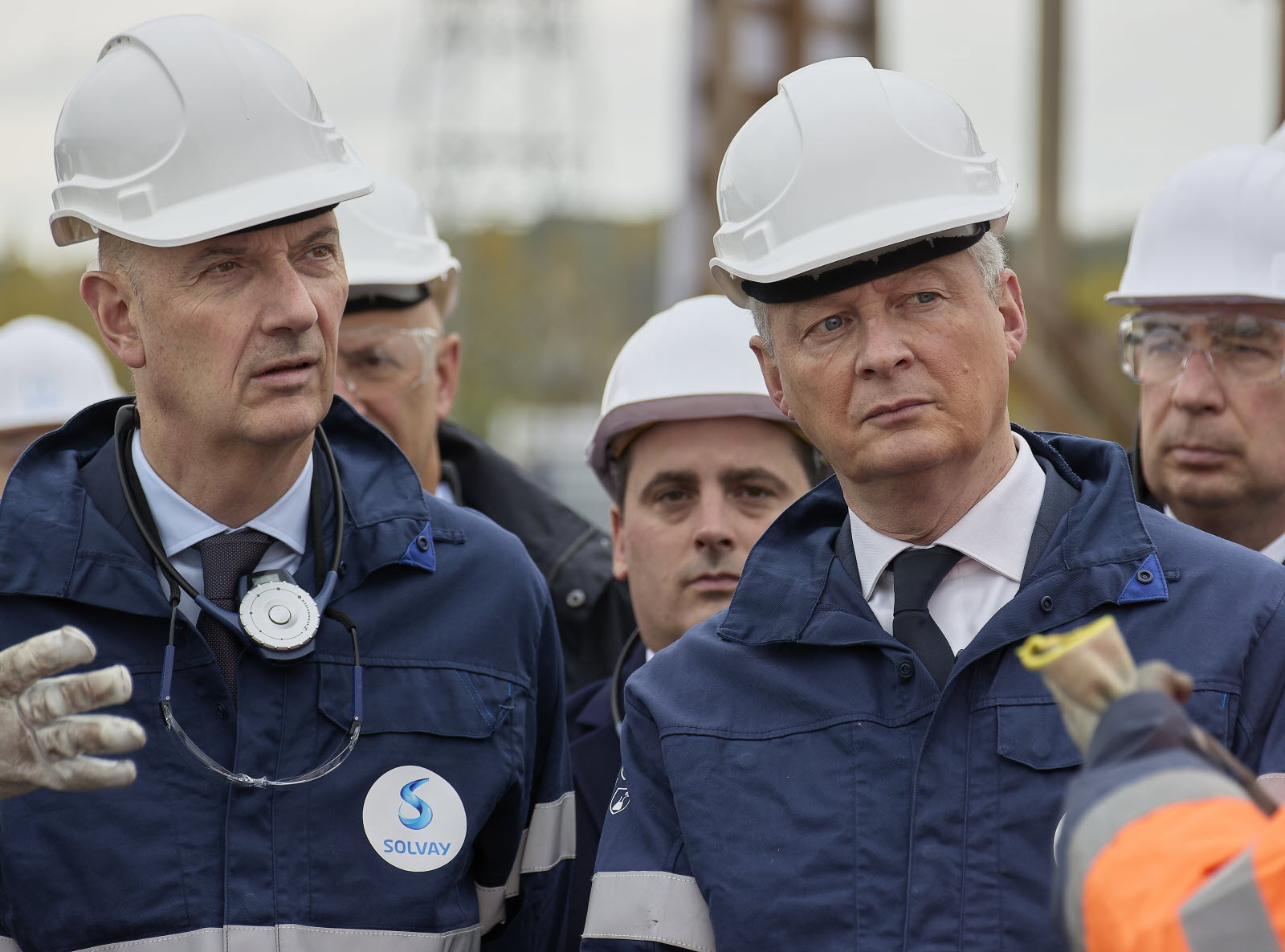 Le ministre des Finances Bruno Le Maire et le ministre de l'Industrie et de l'Énergie Roland Lescure ont annoncé de nouvelles initiatives visant à dynamiser le secteur photovoltaïque en France. ©Patrice SAUCOURT.