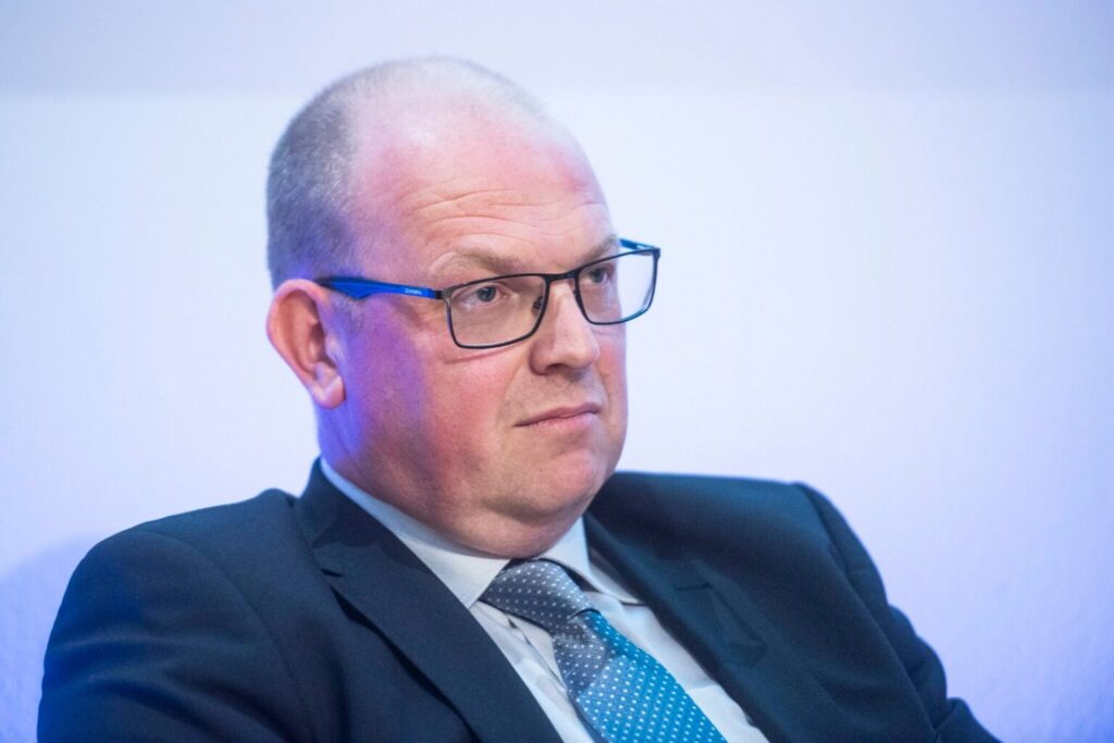 Klemen Grošelj, rapporteur pour l’Union européenne et homme politique en Slovaquie a expliqué à quel point la Chine constitue une menace économique pour l'Europe. ©Nova24TV