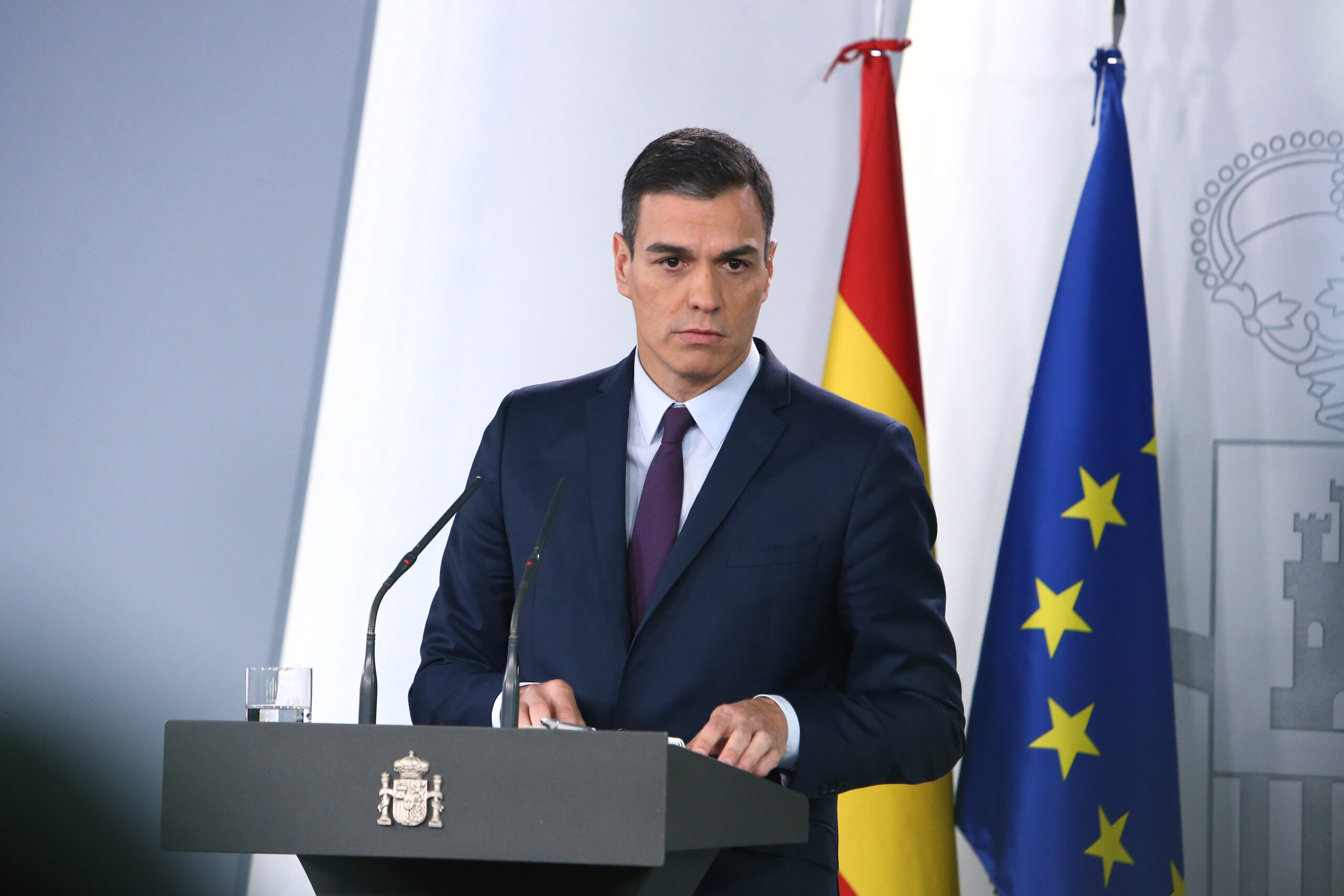 Le Premier ministre Pedro Sánchez lors d'une déclaration institutionnelle à La Moncloa © Fernando Calvo Rollán