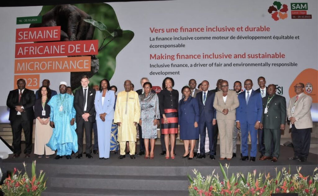 La Microfinance en Afrique : Un Catalyseur pour le Développement Économique La Microfinance et de l’Economie sociale et solidaire à la Semaine Africaine de la Microfinance (SAM) s'est tenue à Lomé Du 16 Au 20 Octobre 2023