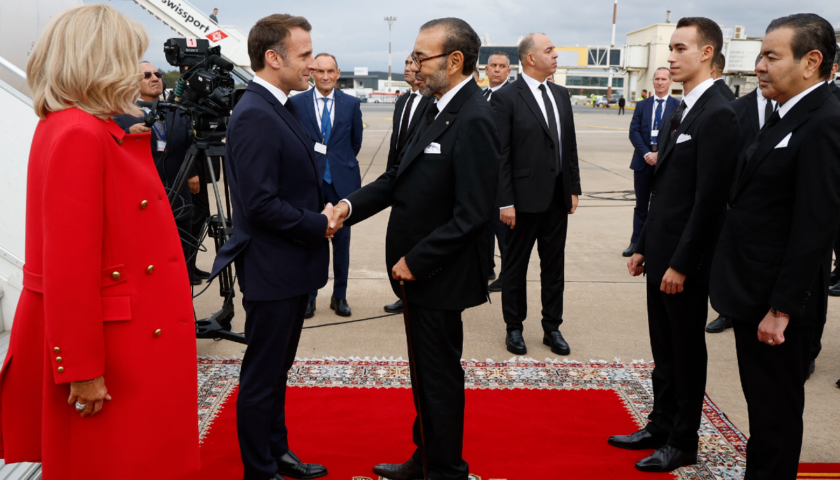 Macron rencontre Mohammed VI au Maroc.