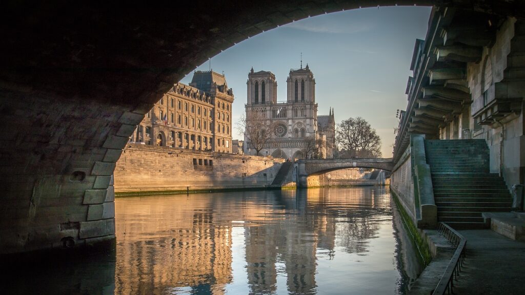Notre-Dame de Paris avant le terrible incendie. © Stefaan Van der Biest