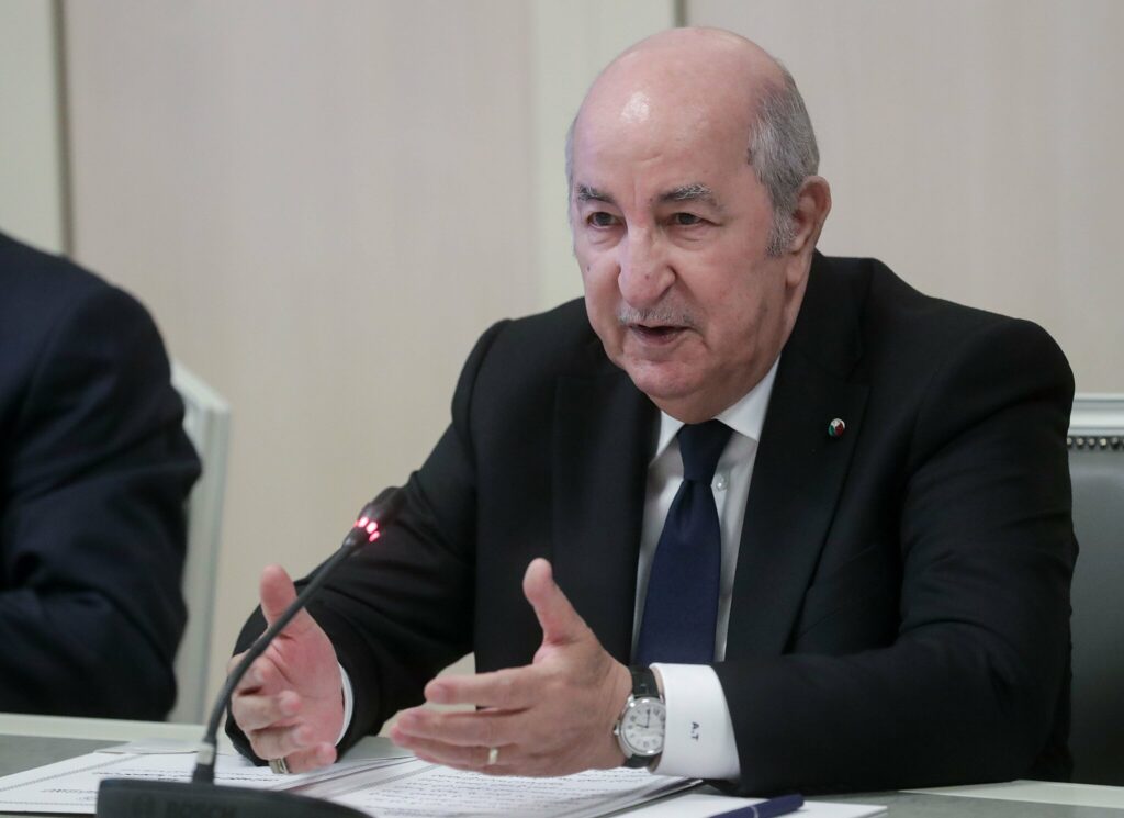 Le président algérien Abdelmadjid Tebboune a été clair à plusieurs reprises quant à la souveraineté nationale algérienne. C'est probablement pour cette raison que l'Algérie refuse de recevoir Doualemn, l'influenceur menaçant l'ordre public.