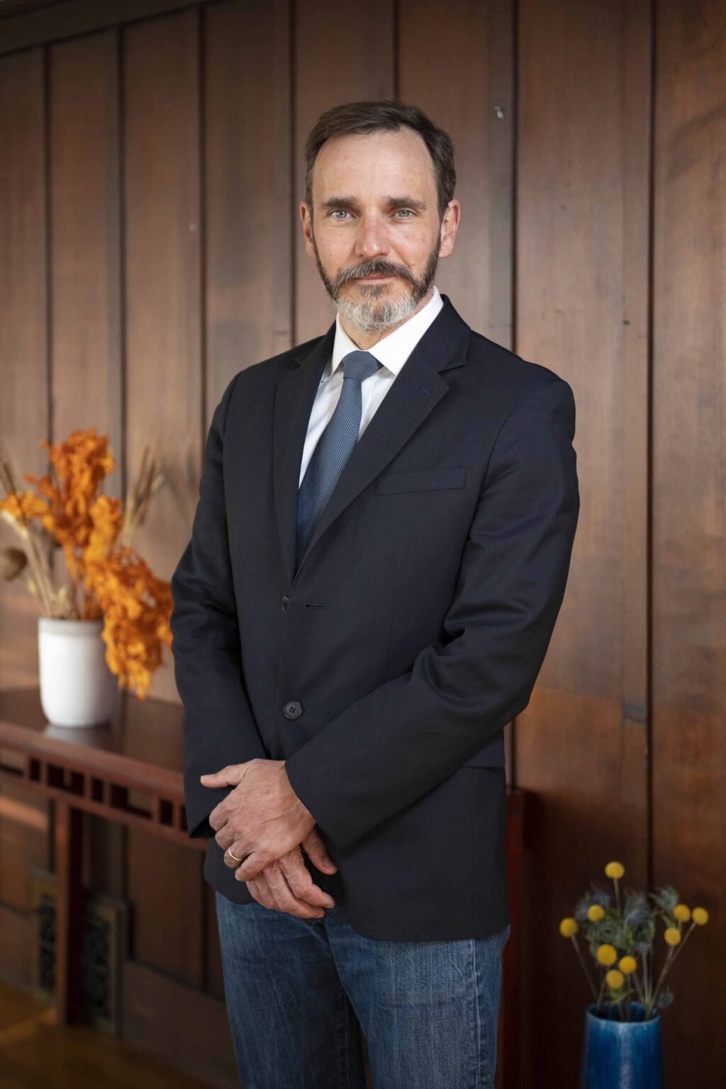 Le FMI révise à la hausse ses prévisions de croissance mondiale pour 2025 à 3,3 % Pierre-Olivier Gourinchas est économiste en chef pour le FMI