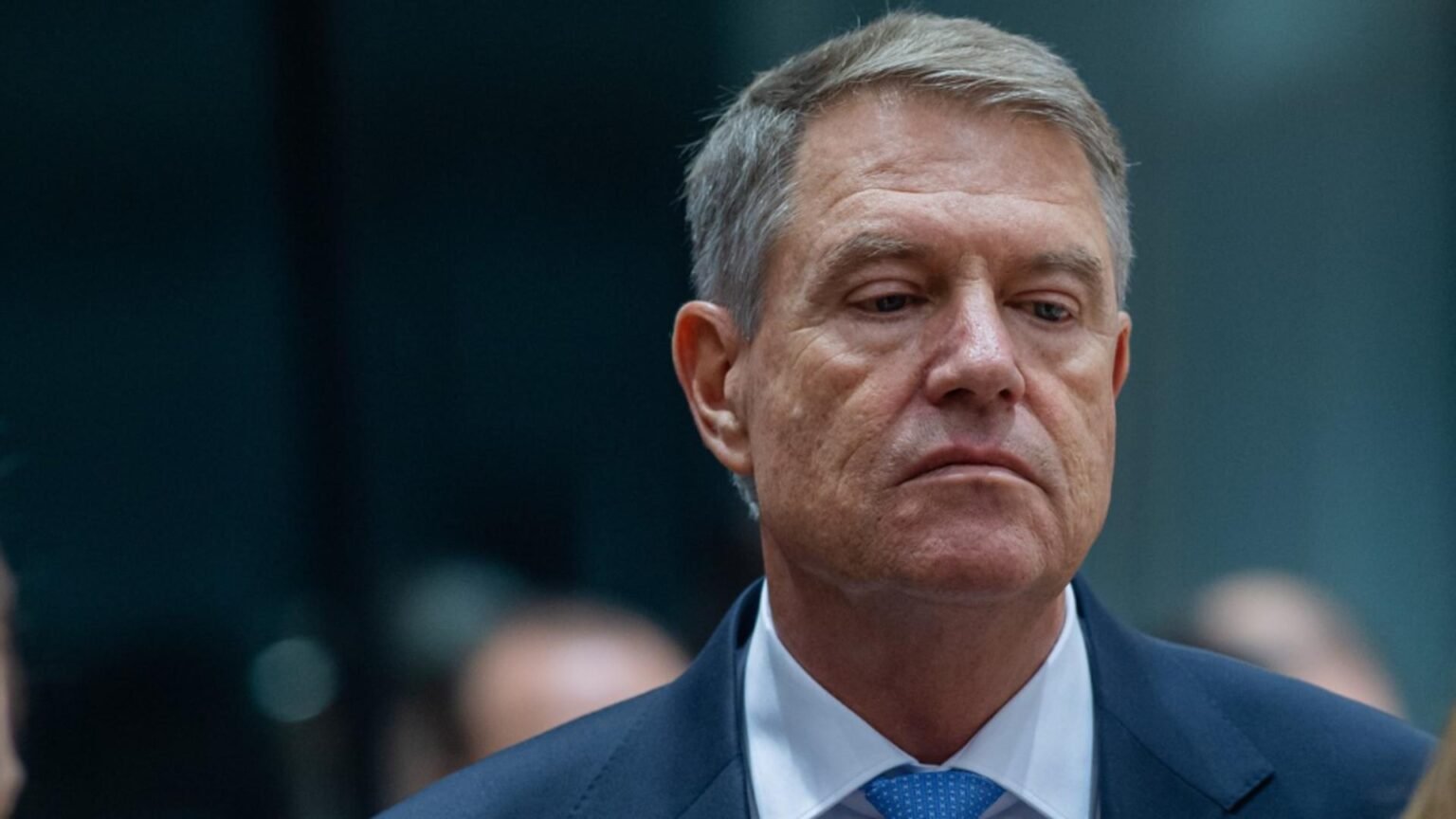 Klaus Iohannis, l'ancien président roumain a démissionné de manière inédite