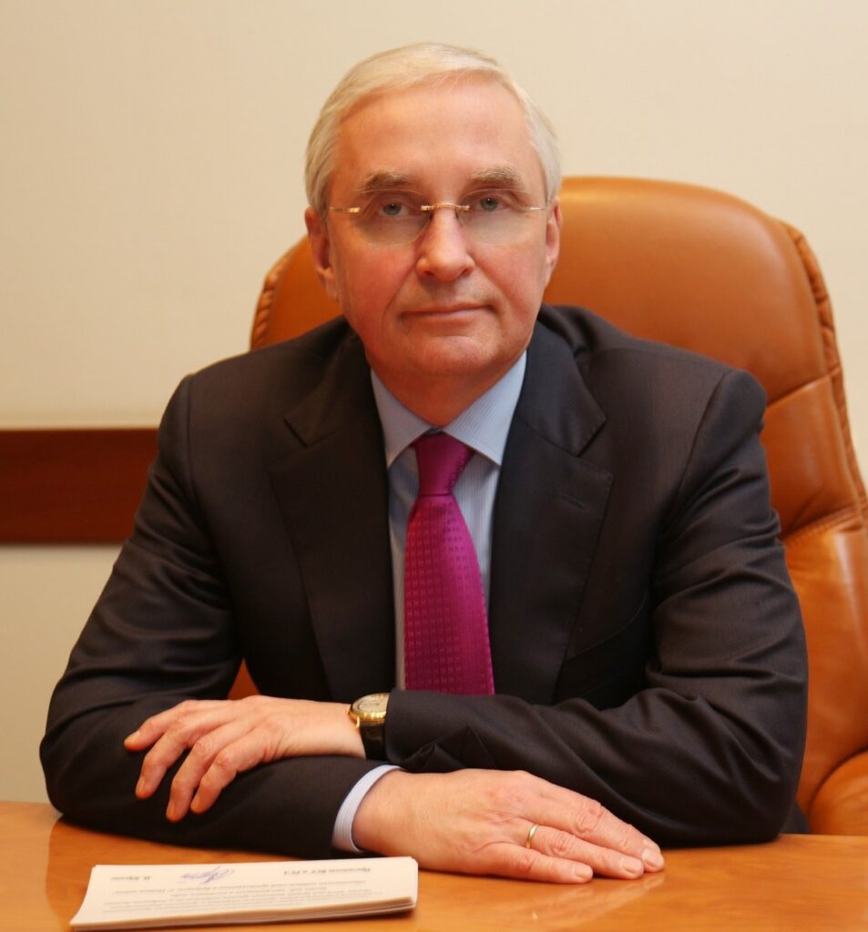 Yurgens revient sur le quart de siècle de gouvernance de Poutine.