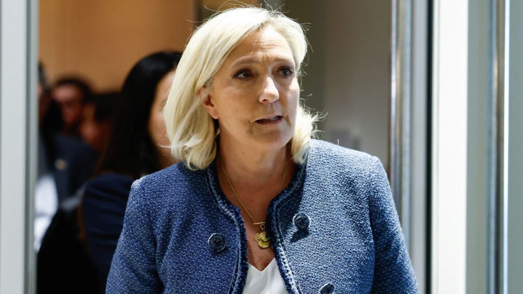 Marine Le Pen est privée d'élections 2027 - Mérité ou bien orchestré? Il semblerait qu'il soit assez étrange de l'écarter des élections de cette manière