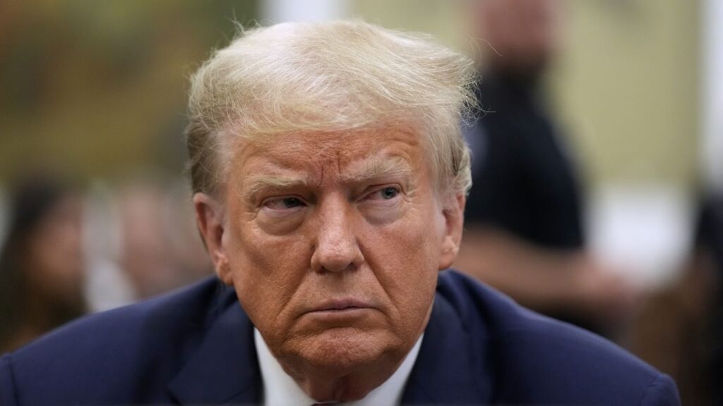 « Emmanuel se trompe toujours » : Donald Trump fustige Macron Le président américain Trump méprise ouvertement Emmanuel Macron qu'il estime avoir toujours tort.