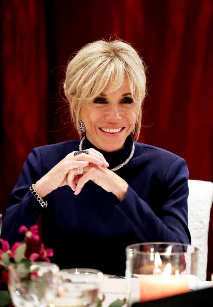 Les Macron poursuivent Candace Owens en justice pour diffamation.