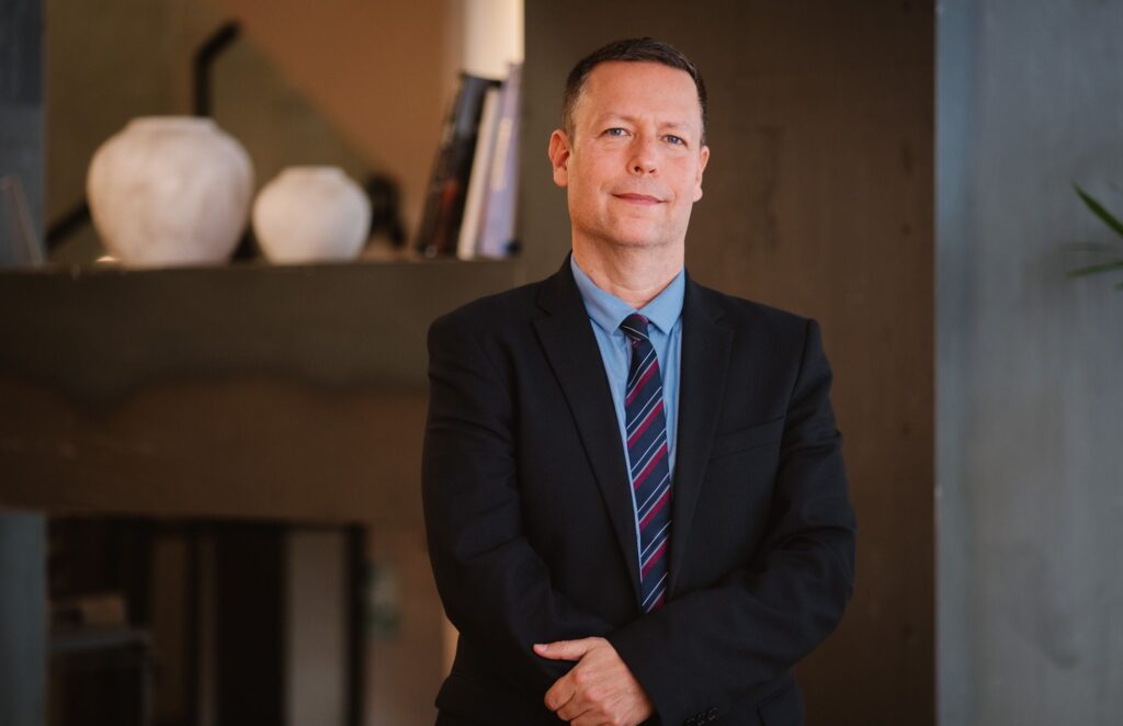 L’Iran face à son pire cauchemar stratégique Le Dr. Raz Zimmt rappelle que la mort de l'Ayatollah Khamenei ne changerait rien à la situation