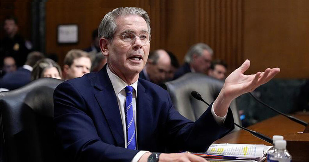 Scott Bessent demande à ce que l’Europe serre l’étau sur Moscou Scott Bessent veut que l'Europe se montre très ferme vis-à-vis de la Russie