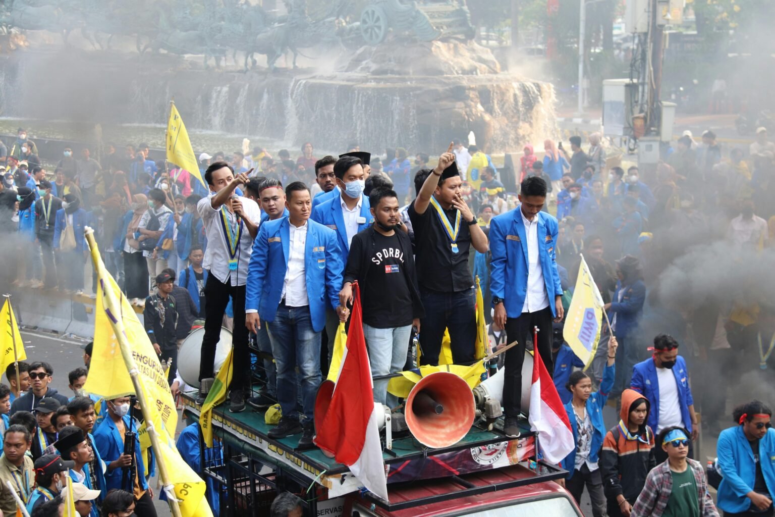 Des jeunes de la Gen Z manifestent en Indonésie
