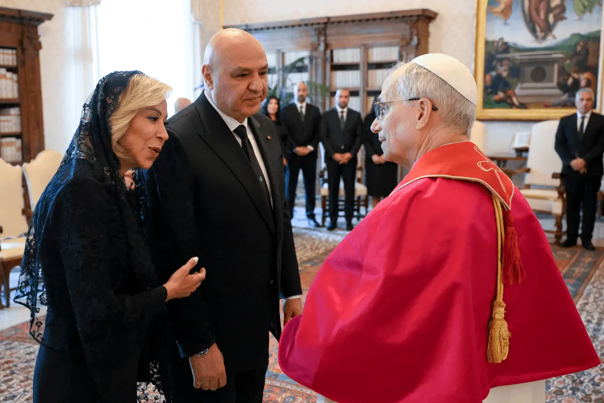 Le Pape Léon XIV avec le président du Liban, Joseph Aoun et sa femme, Nehmat. ©CNS photo/Vatican Media