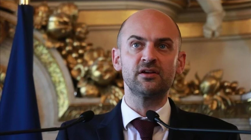 France condamne fermement les restrictions de visas américaines sur cinq Européens France ‘strongly condemns’ US visa restrictions on 5 European figures