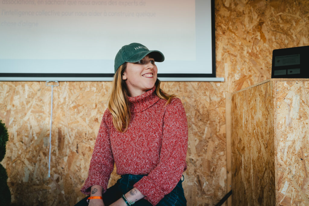 Claire Pétreault : « Je bosse pour la planète ! », un livre pour donner du sens à sa vie professionnelle Claire Pétreault a crée Les Pépites Vertes pendant le confinement. ©Gregoire Delanos