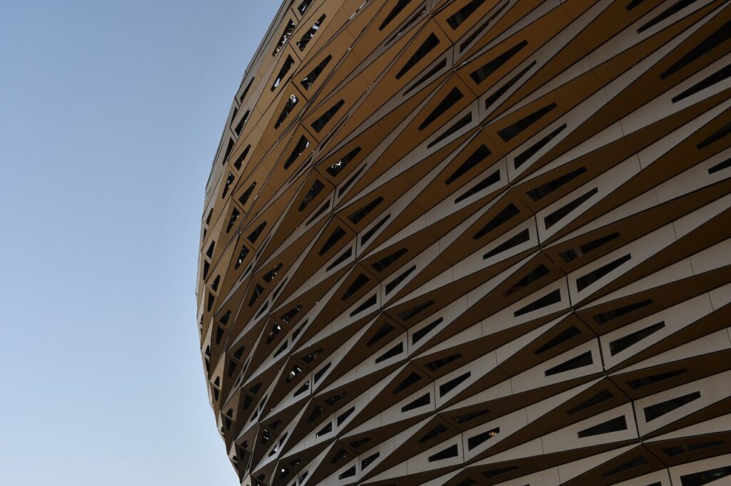 CAN 2025 de football : quand l’image du sport influence le business et l’économie L'extérieur du du nouveau stade Prince Moulay Abdellah à Rabat où a eu lieu la CAN 2025 ©Reda Benkhadra