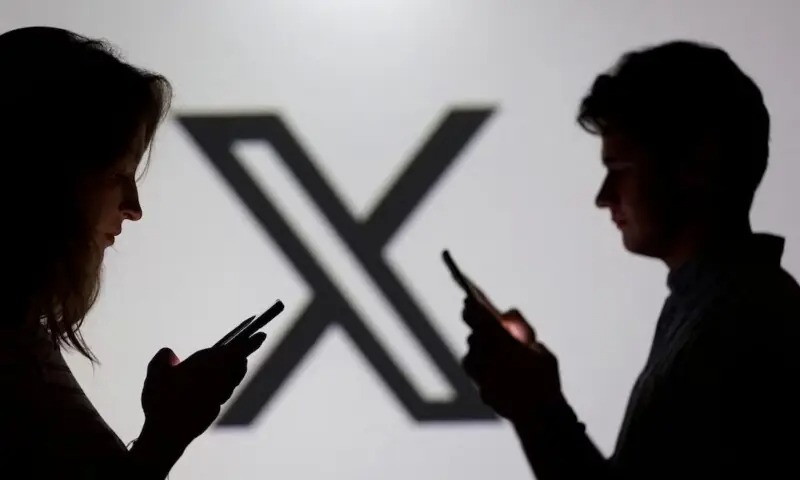 Elon Musk contre Bruxelles pourquoi X conteste amende UE de 120 millions Gros plan sur le logo de la plateforme sociale alors que X conteste amende UE devant la justice.