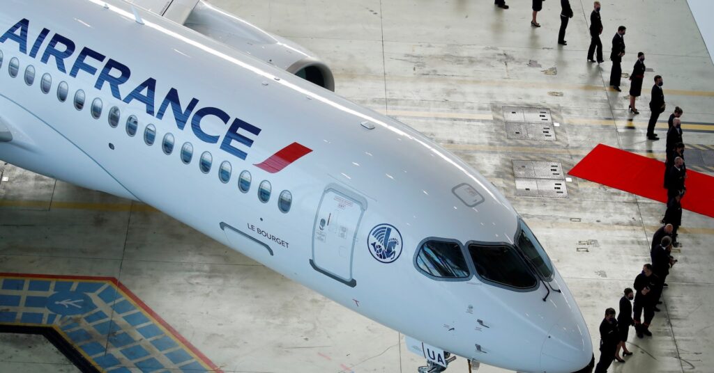 Chargement de marchandises impactées par le Cartel du fret aérien