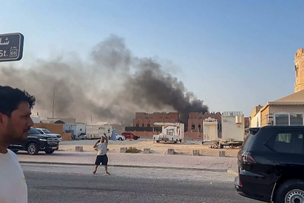 Urgence au Qatar : télétravail généralisé après les frappes sur la base d’Al Udeid Doha 2026 Mesures d'Urgence au Qatar pour les fonctionnaires à Doha