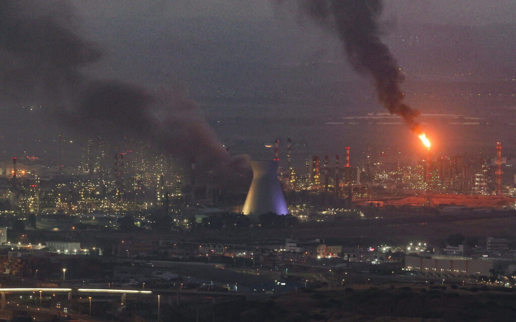 Attaque contre raffinerie de Haïfa