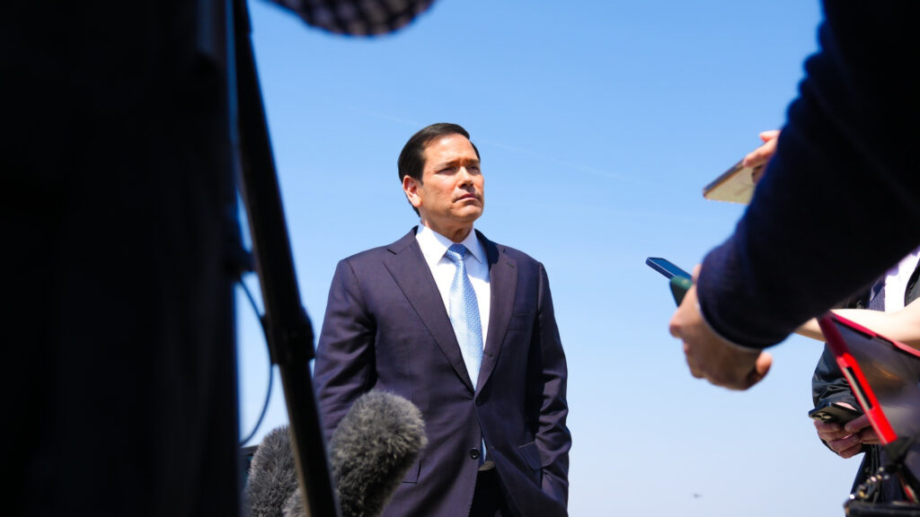 Déploiement stratégique des troupes terrestres pour options militaires