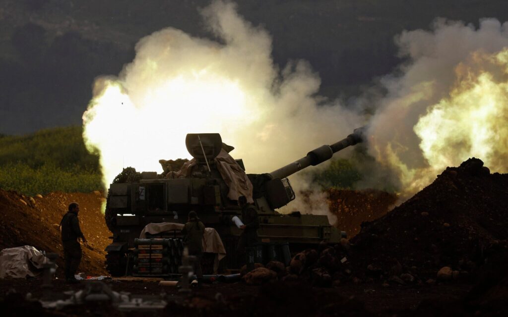 Unités blindées de Tsahal progressant pour établir la Zone tampon au Liban.