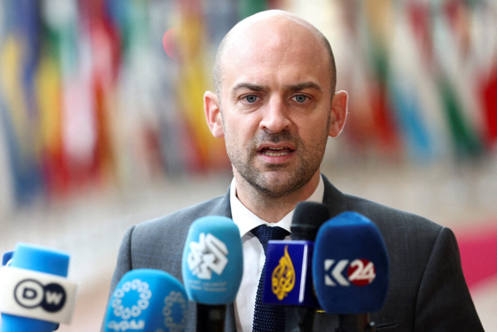 Jean-Noël Barrot évoquant la réintégration UE du Royaume-Uni