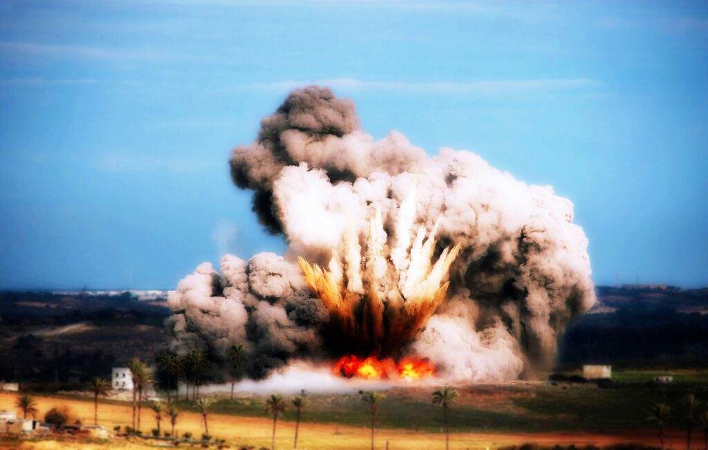 Explosions à Doha provoquées par attaques iraniennes