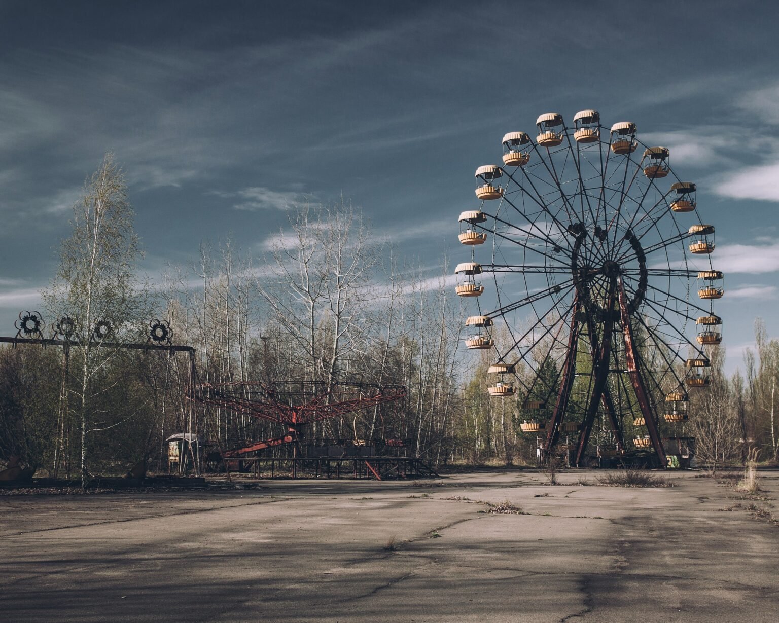 Inspection technique après les dégâts à Tchernobyl