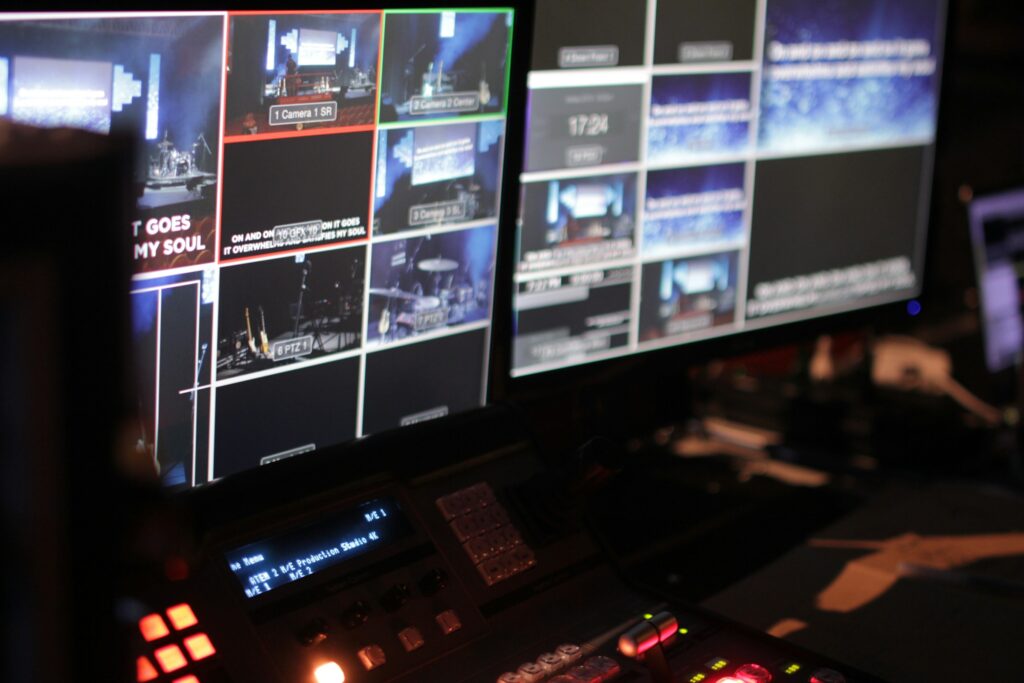 Un studio moderne de l'Audiovisuel public français