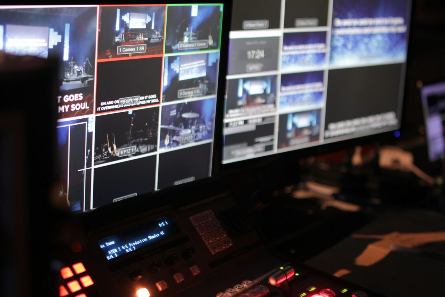 Un studio moderne de l'Audiovisuel public français
