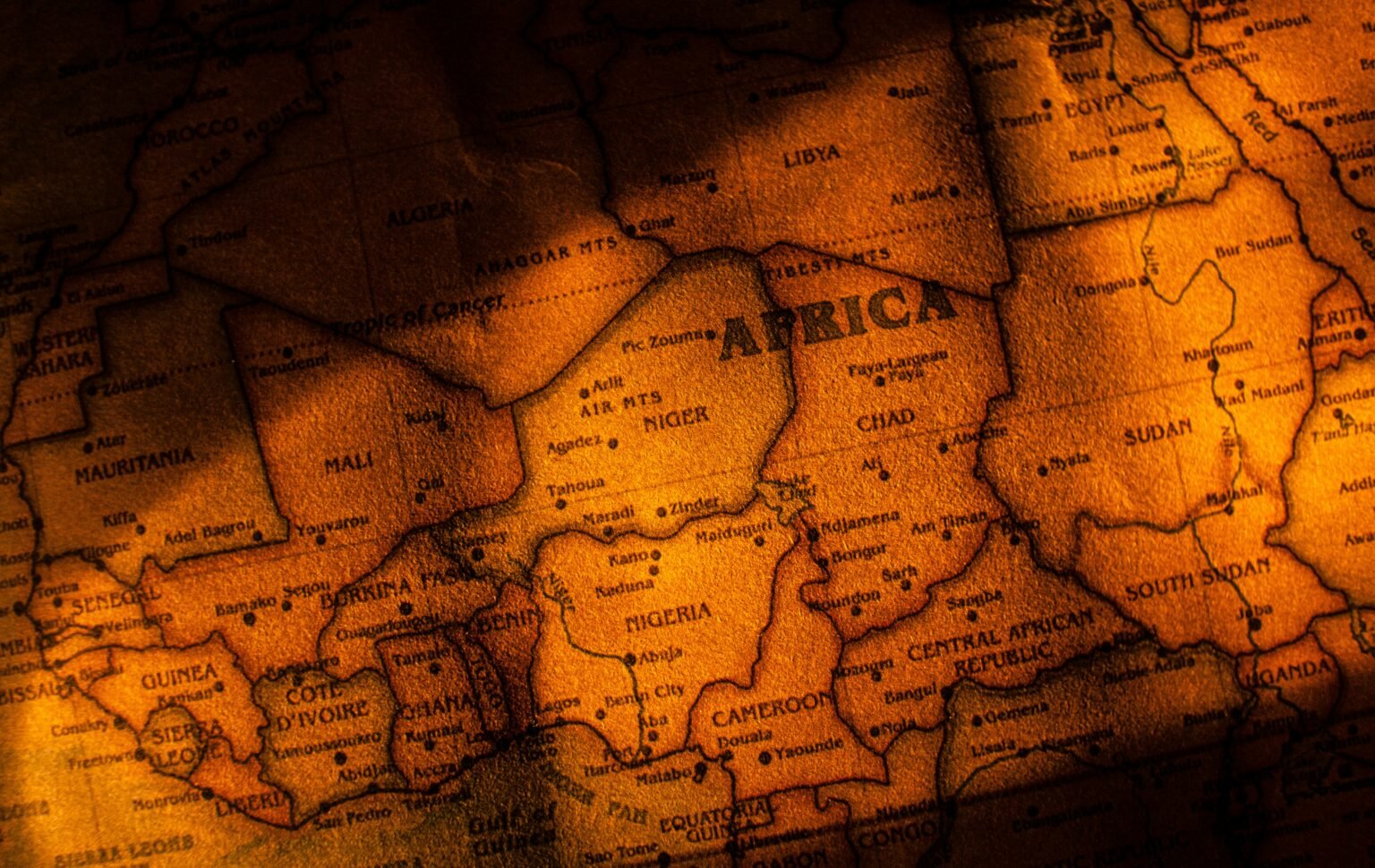 Influence française en Afrique au sommet