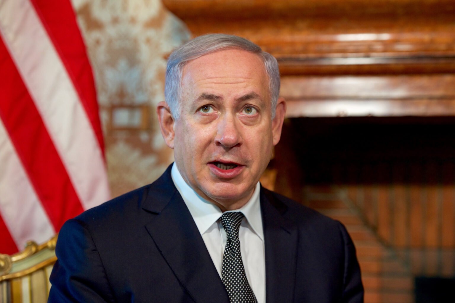 Netanyahou ordonne une incursion israélienne beaucoup plus profonde au Liban Positions de combats ciblées par l'artillerie au Liban.