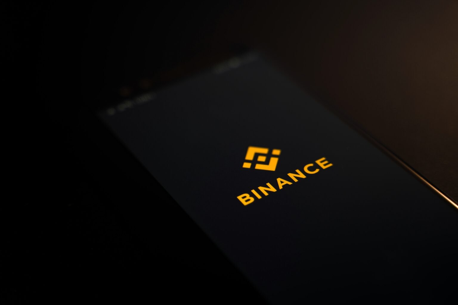 La bourse Binance lance le trading de sept mille actions et ETF américains Interface de trading d'actions traditionnelles sur l'application Binance